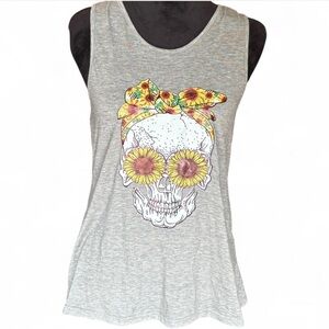 Gray Graphic Tank Top with Skull Design NWOTS SMALL